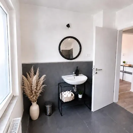 Valley View Loft 75sqm With Terrace And Garden Appartement